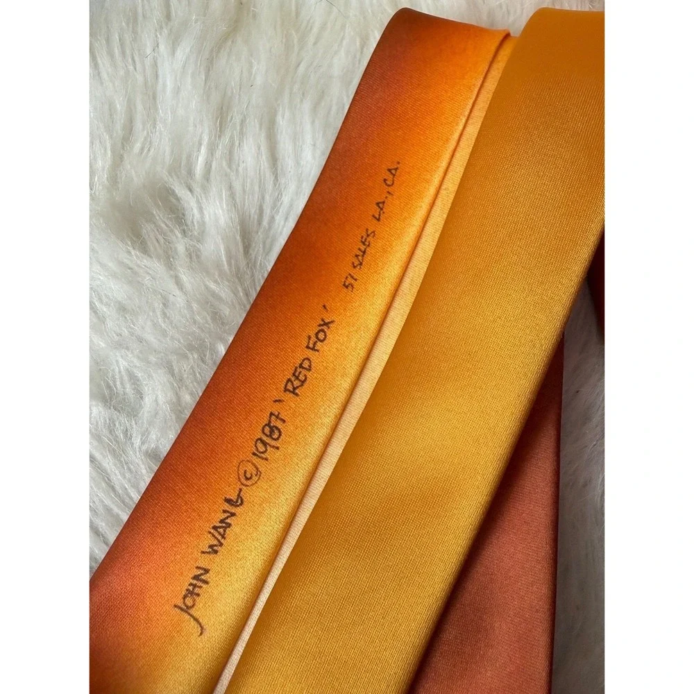 Vintage 1987 John‎ Wang 51 Sales LA Red Fox Wildlife Portrait Orange Men's Tie